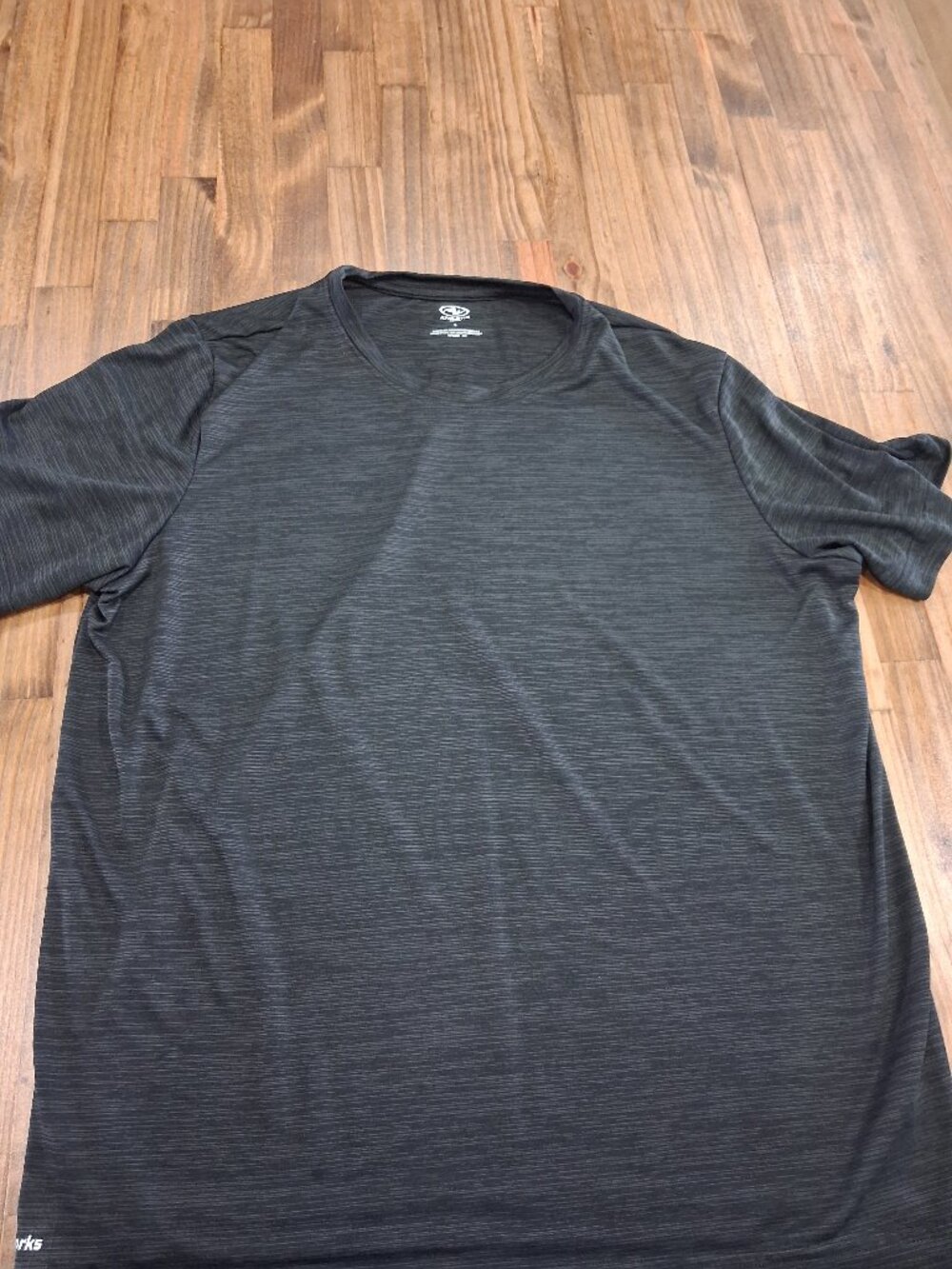 Mens Athletic Shirt Size Large